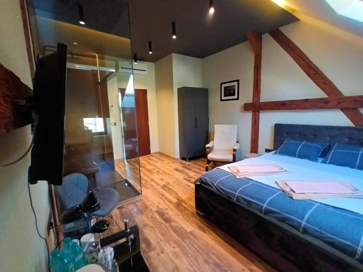 Apartament Eminescu 1 Mediaş Екстериор снимка