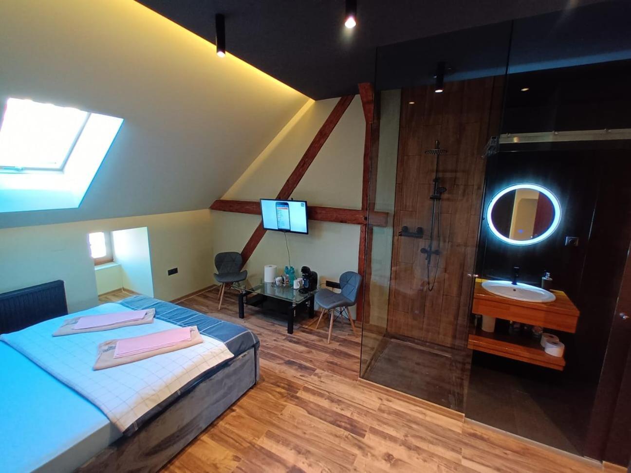 Apartament Eminescu 1 Mediaş Екстериор снимка