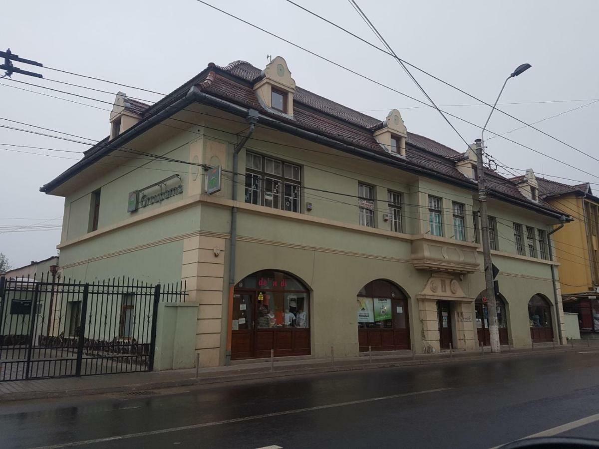Apartament Eminescu 1 Mediaş Екстериор снимка